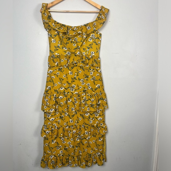 Revolve Tularosa lily dress in yellow dolly floral size small spring midi - Picture 4 of 10